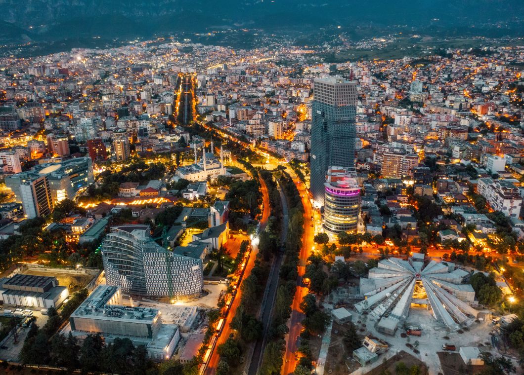 WYCIECZKA Kruja i Tirana wieczorową porą